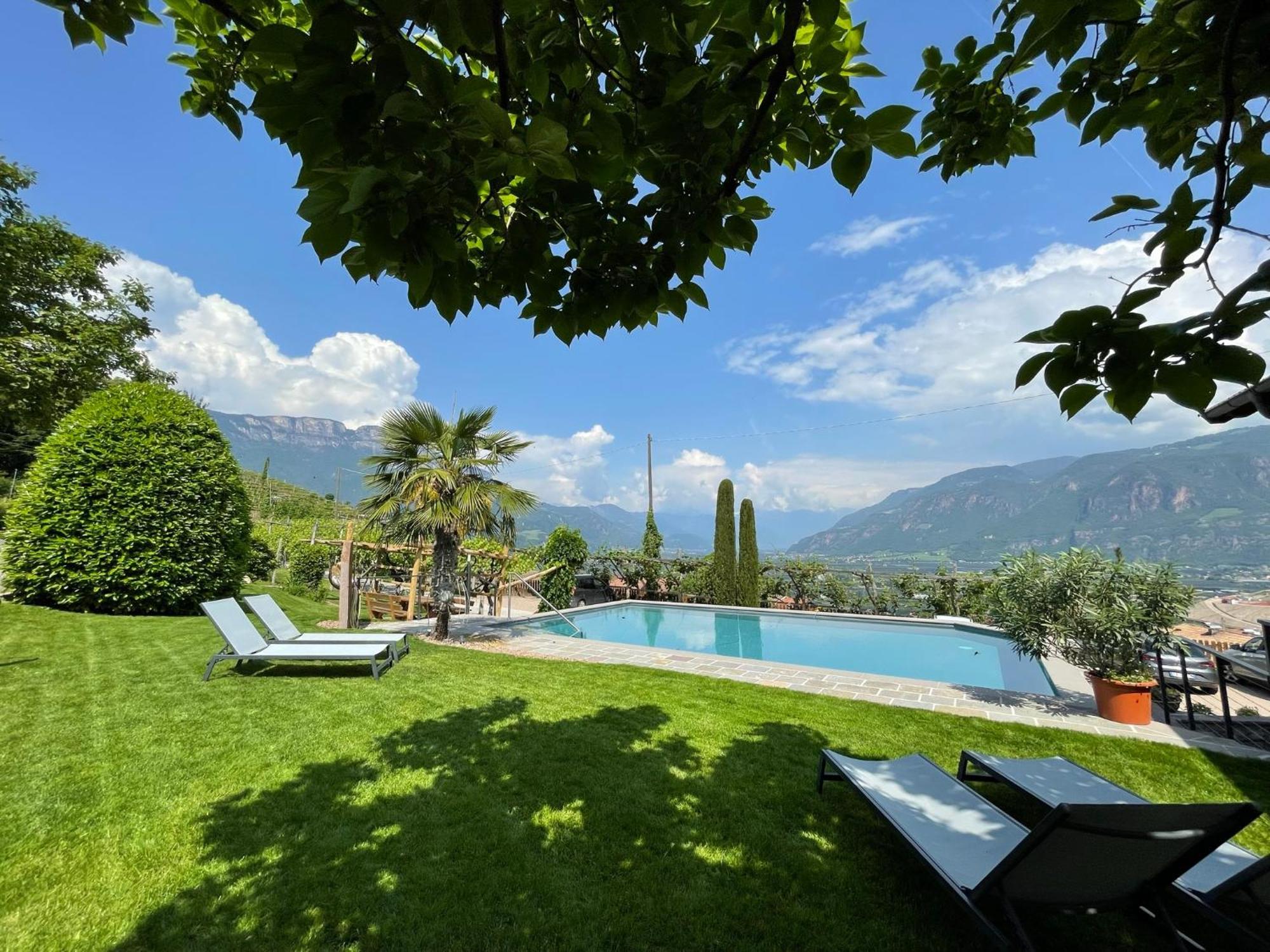 Pension Etschblick B&B Frangarto Exterior photo
